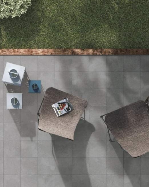 suelos-de-exterior-antideslizantes-terraza-rústico-gris-modelo-silex