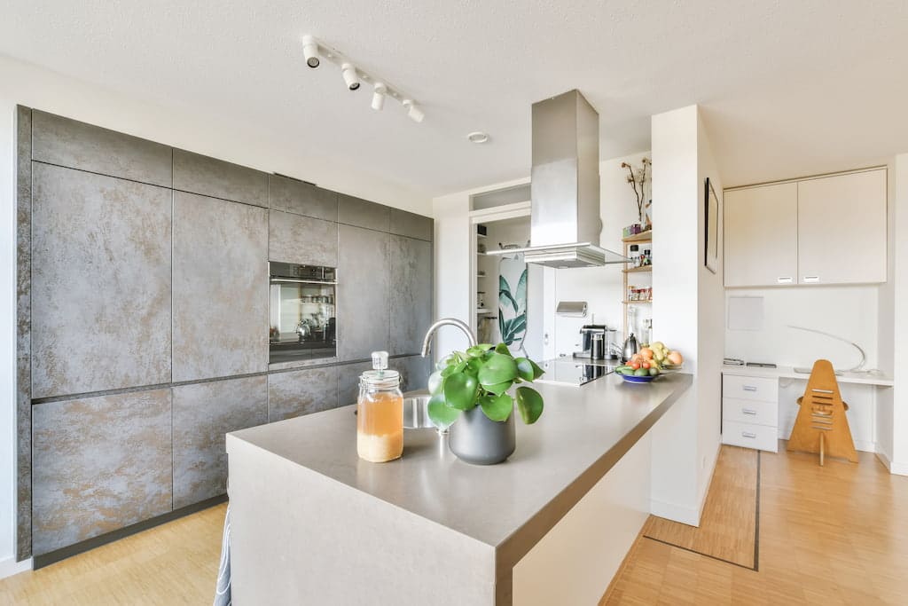 reformas-de-cocinas-en-valencia-cocina-diseño-tonos-grises